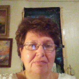 Meet your Posher, Connie